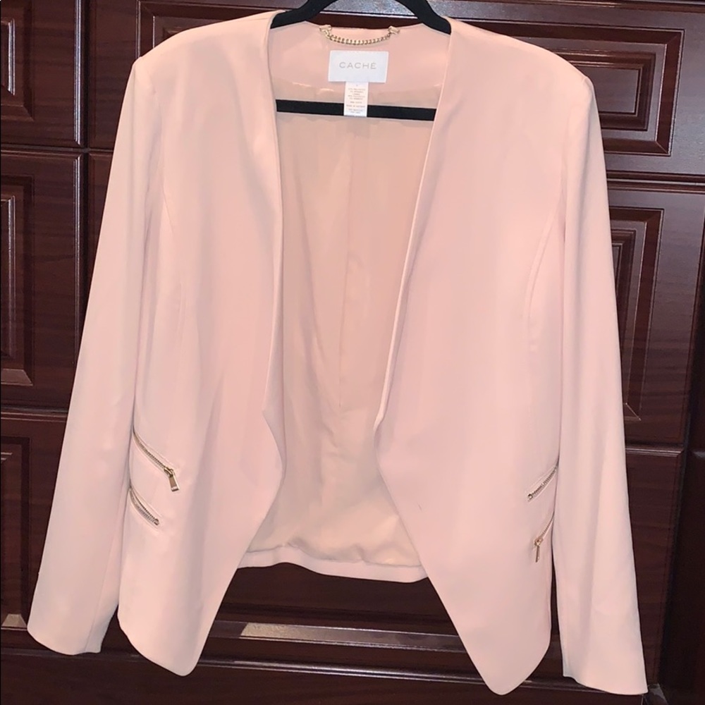 CACHE woman jacket